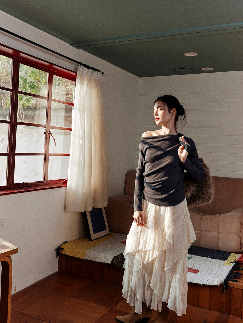 Asymmetrical One-Shoulder Knit Tops_BDHL7997