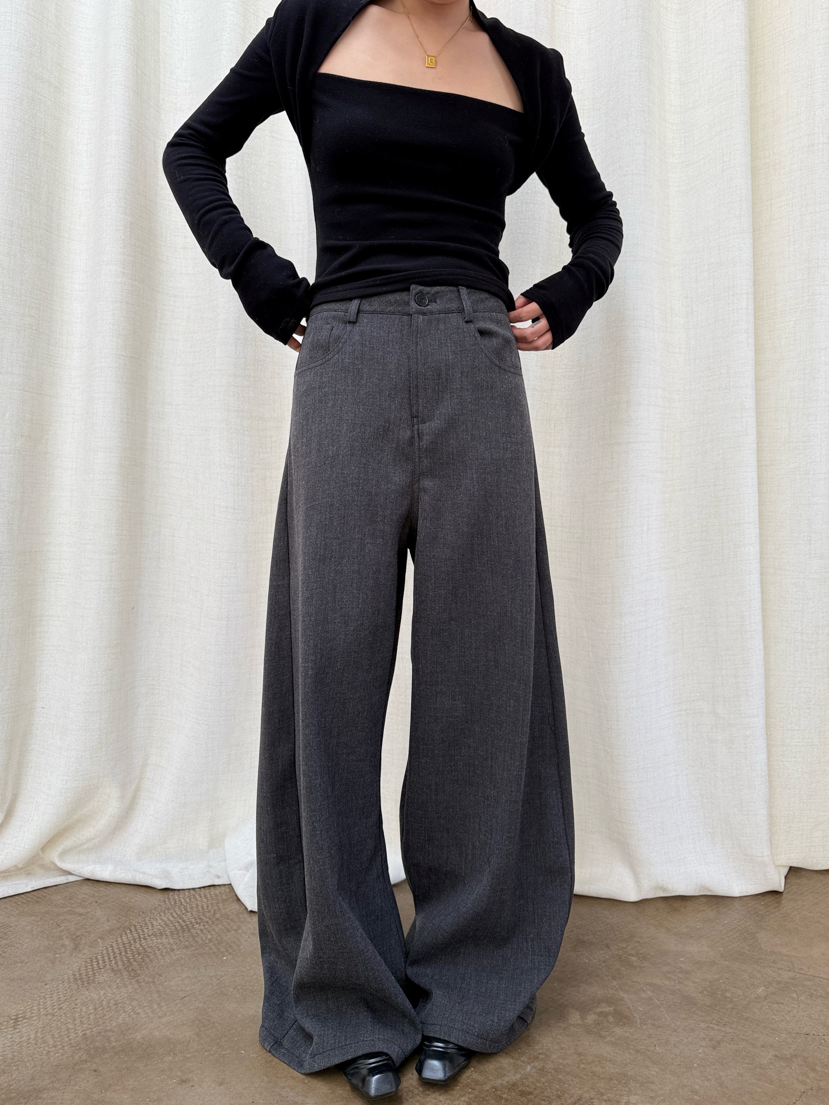 Curved Wide-Leg Pants_BDHL8112