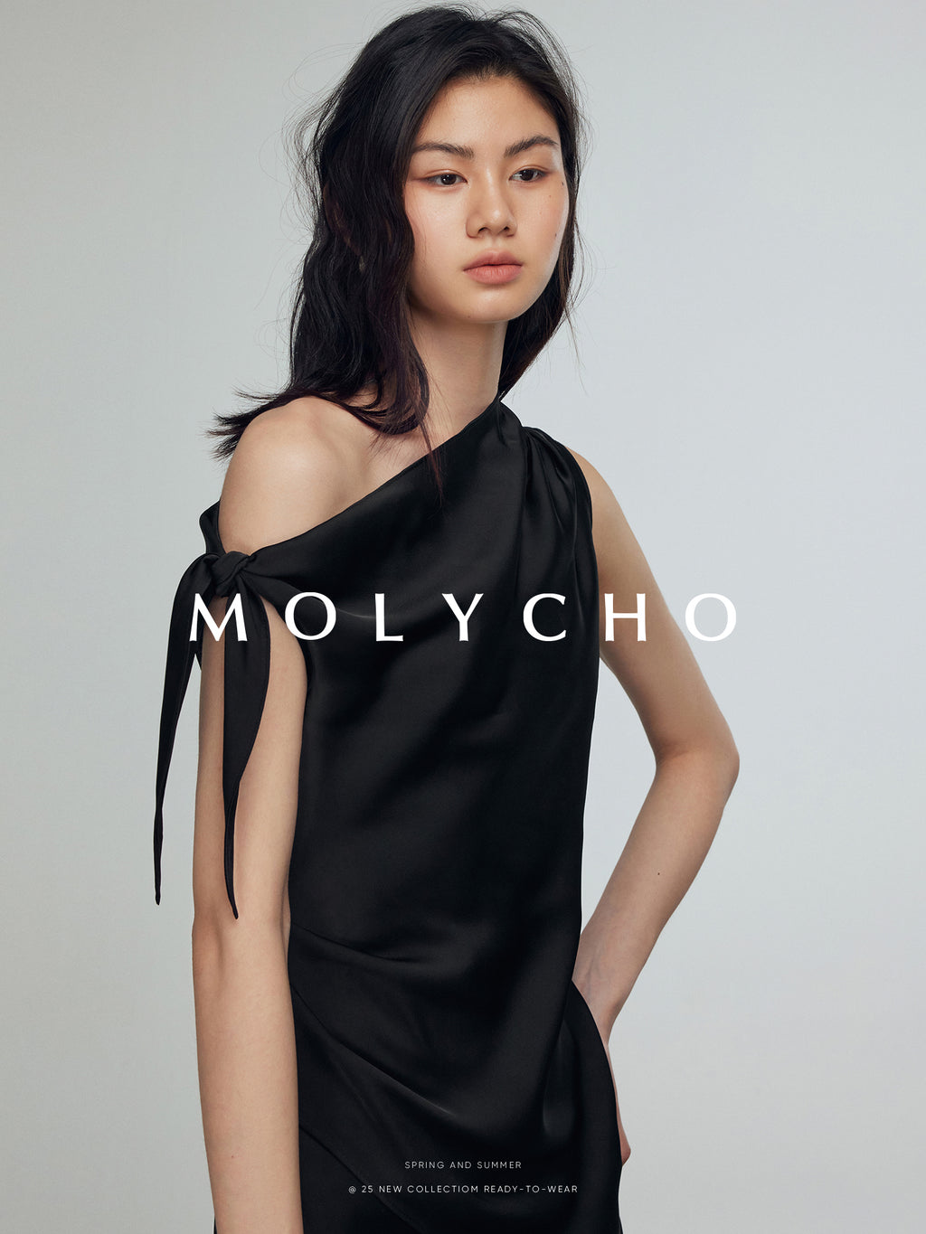 Diagonal Shoulder Strap Tops_BDHL7395