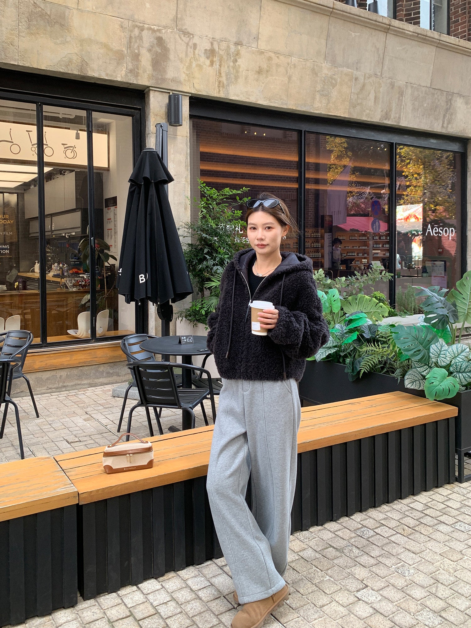 Hooded Zip-Up Short Jacket_BDHL8046