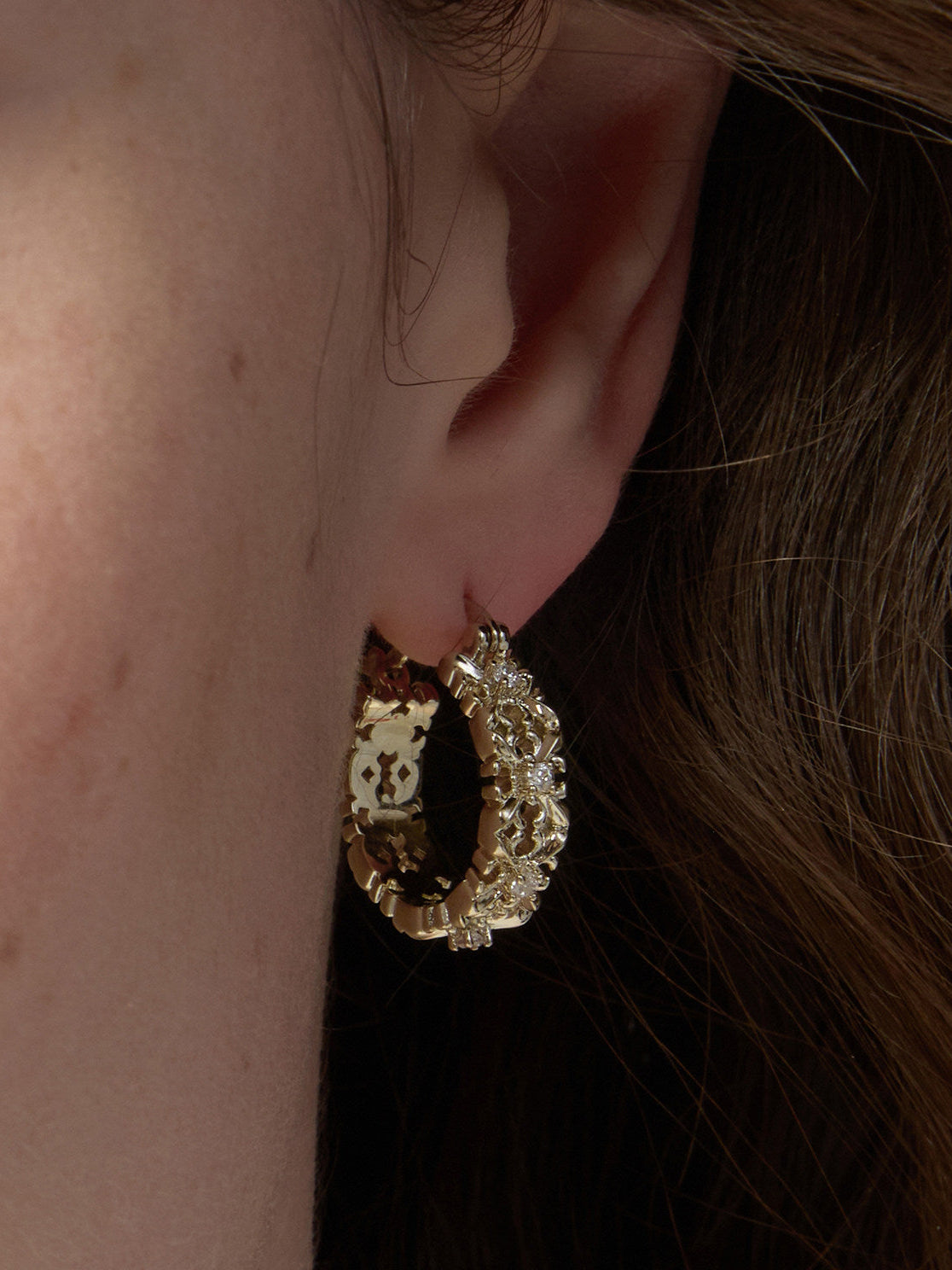 Iris Flower Hoop Earrings_BDHL8474