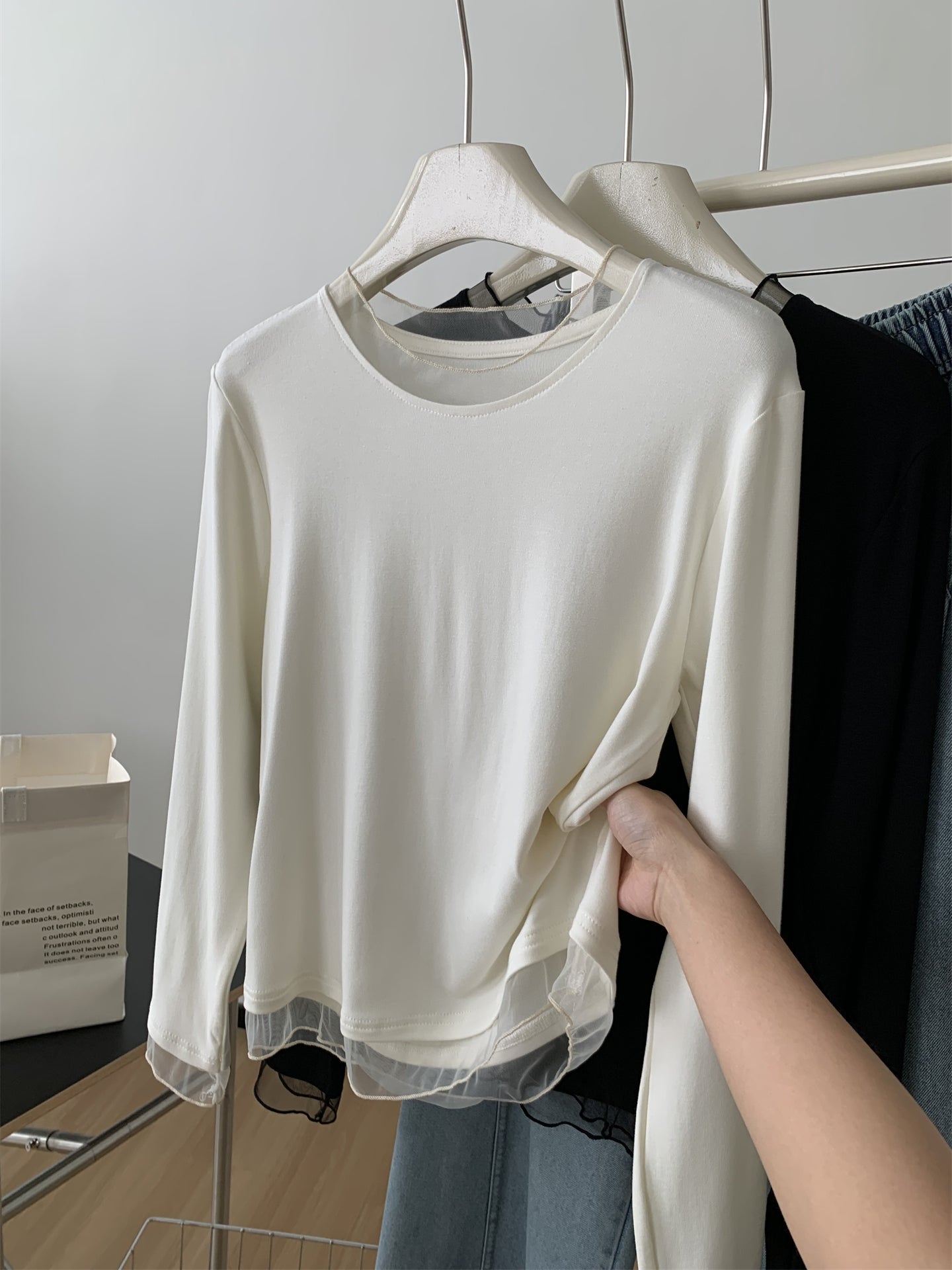 Mesh Round Neck Tops_BDHL8013