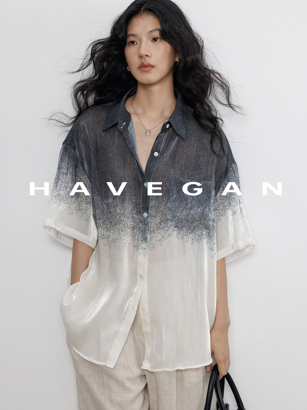 Gradation Print Short-Sleeved Shirt_BDHL7605