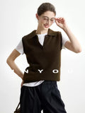 Polo-Neck Knit Sleeveless Tops_BDHL7747