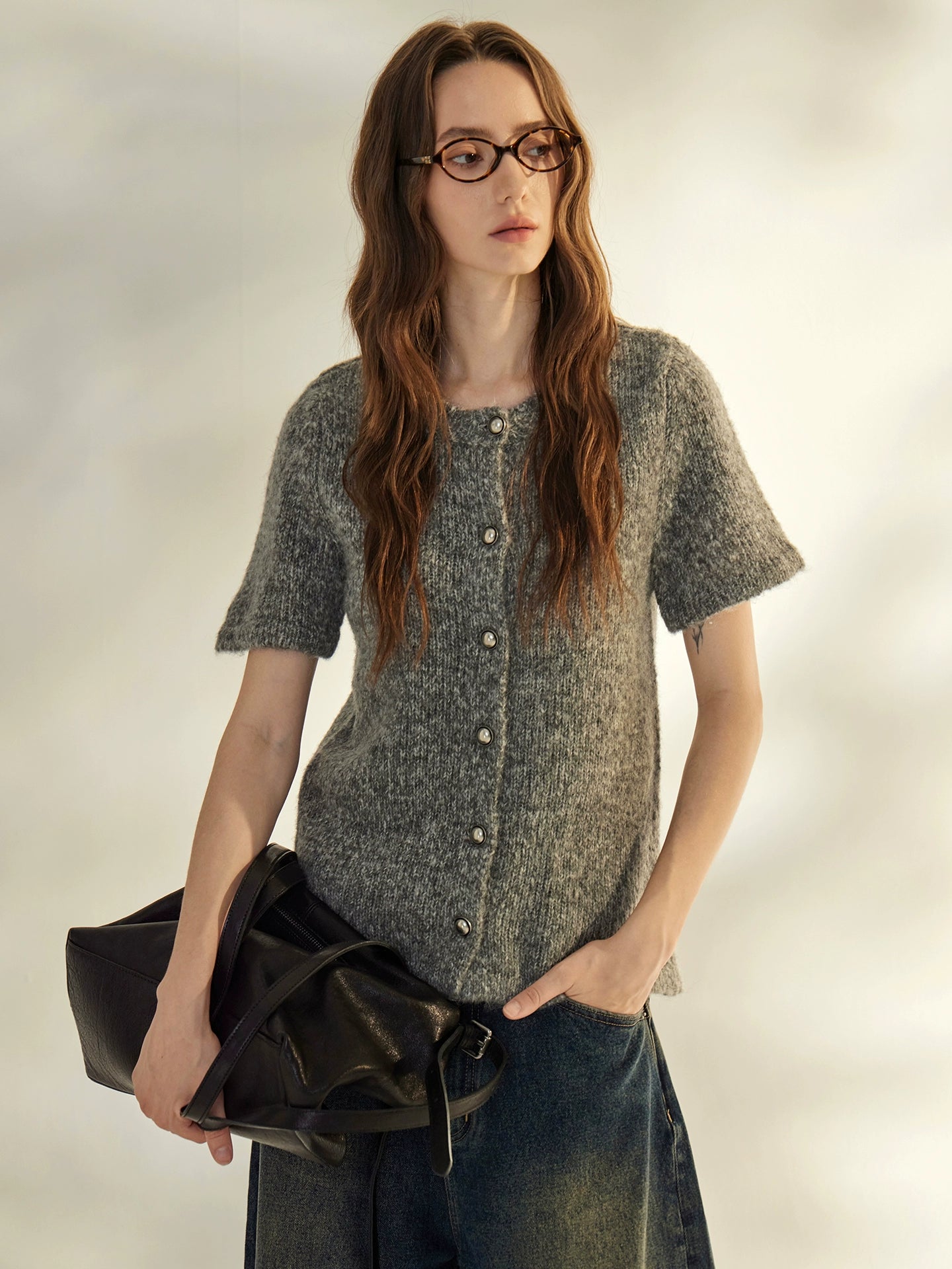 Round-Neck Knit Cardigan_BDHL7736