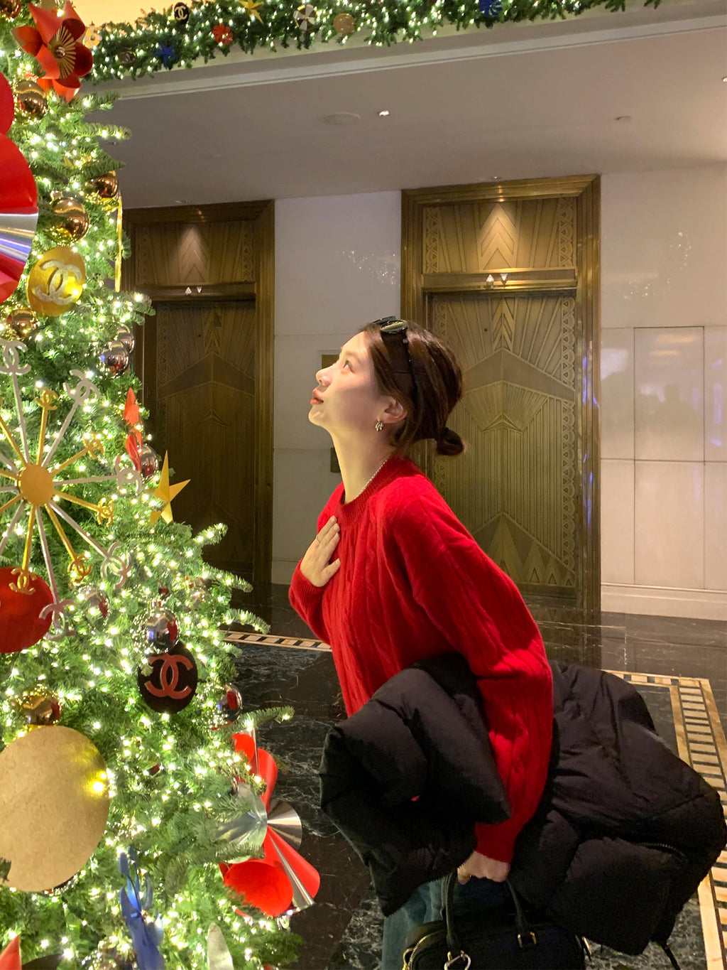 Crew-Neck Cable Knit Tops_BDHL8048