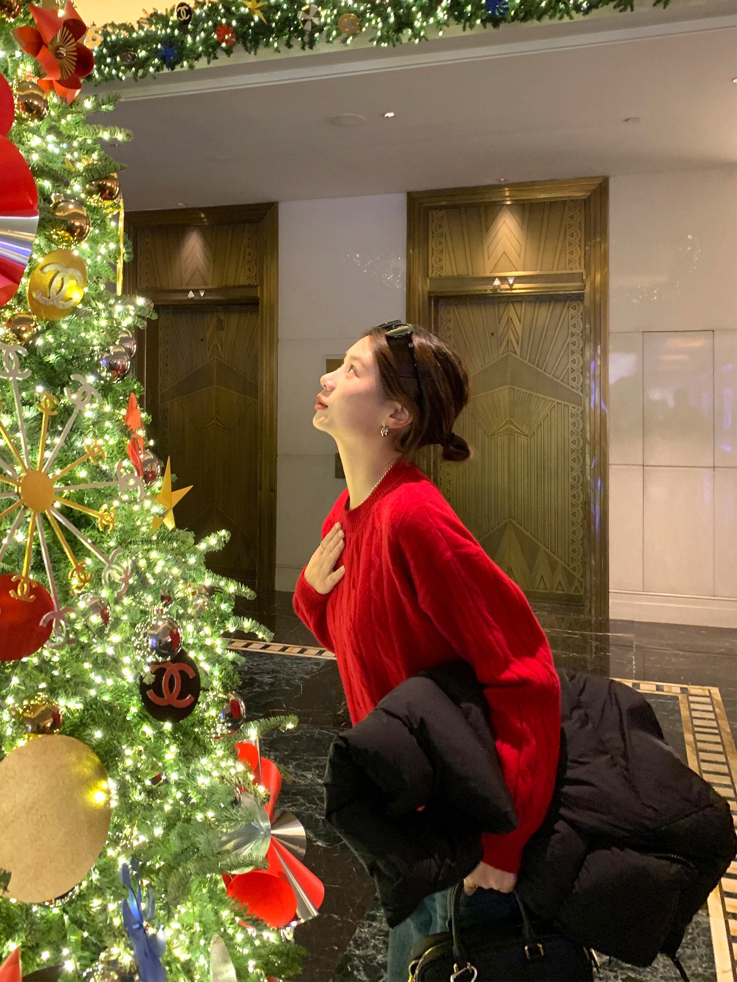 Crew-Neck Cable Knit Tops_BDHL8048