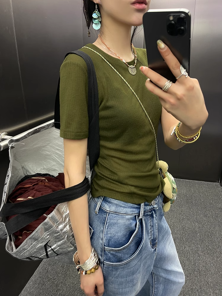 Slightly Transparent T-Shirt_BDHL7410