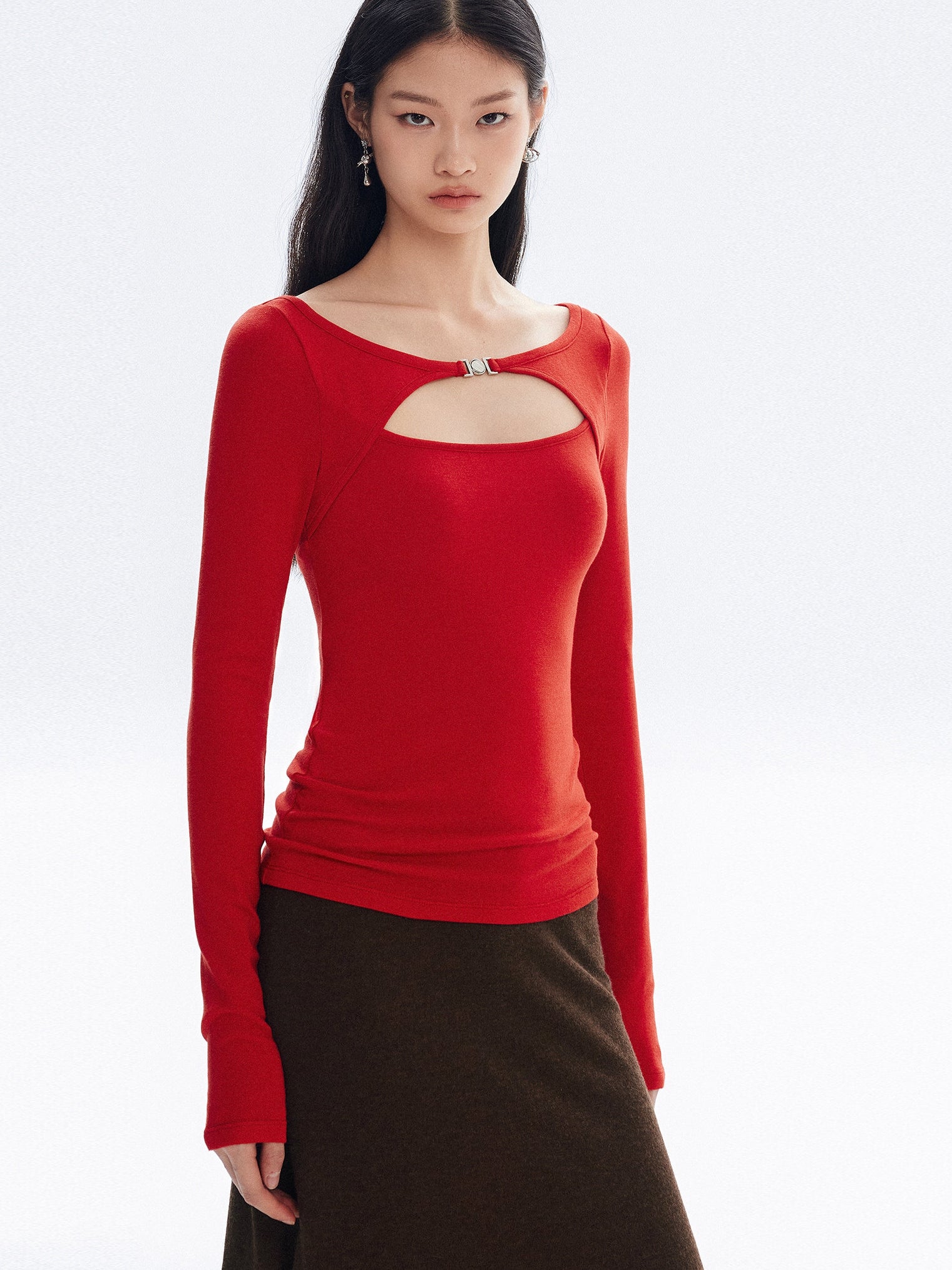 Strap Neck Hollow Slim Tops_BDHL8147