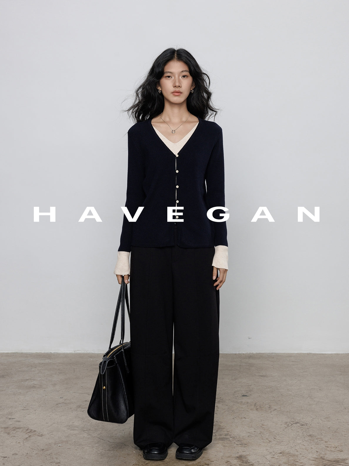V-Neck Two-Piece Style Cardigan_BDHL7785