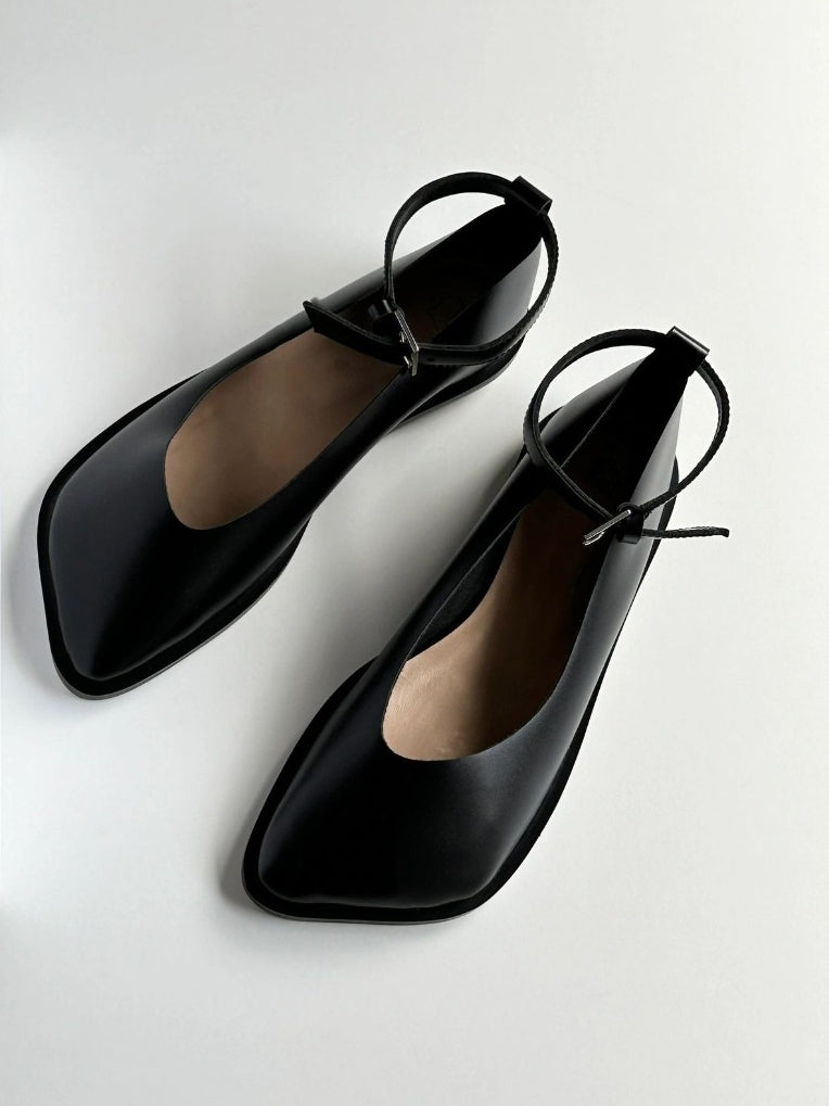 Toe Diagonal Buckle Shallow Shoes_BDHL7455