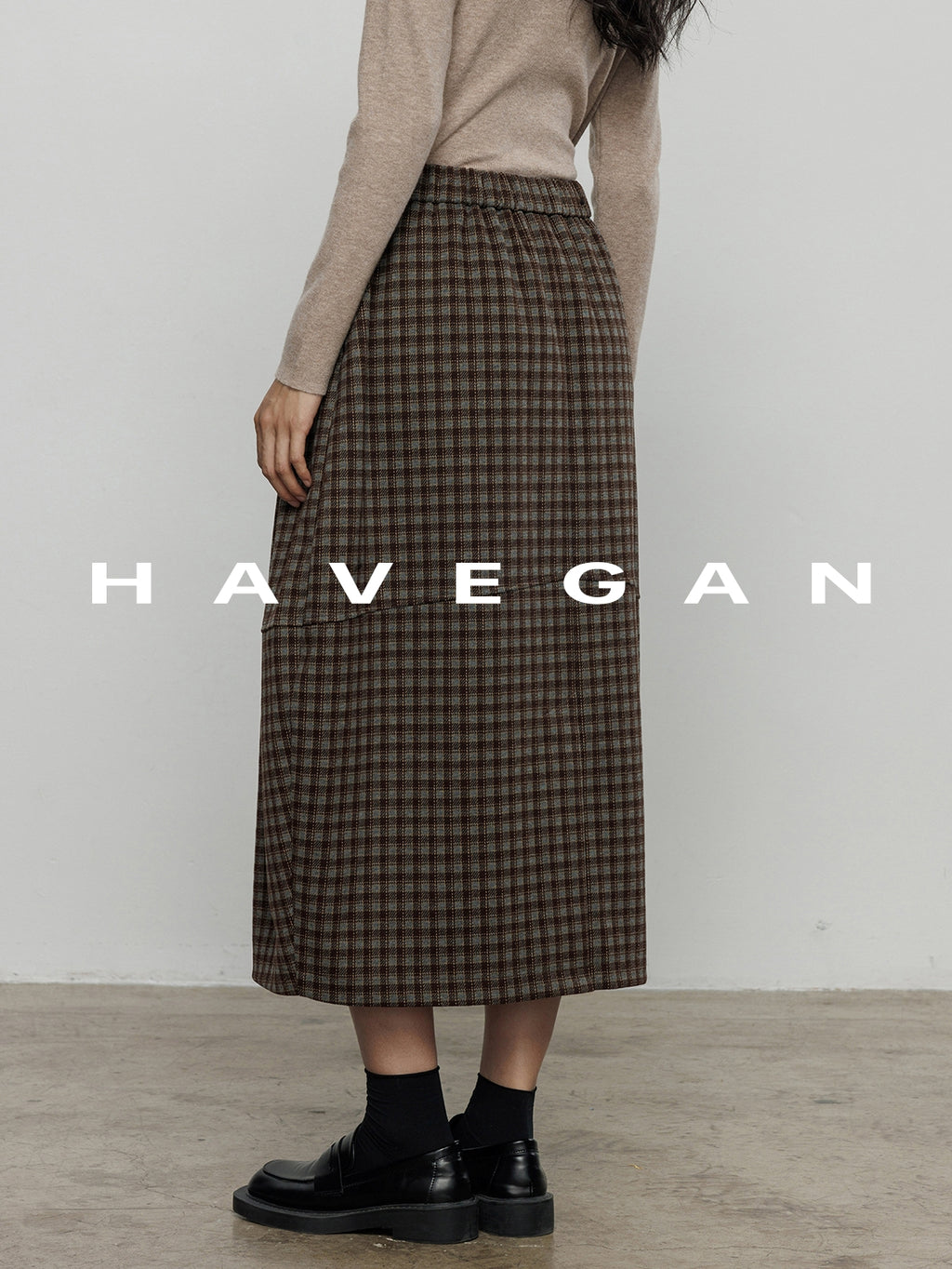 不對稱領針織上衣_BDHL7959