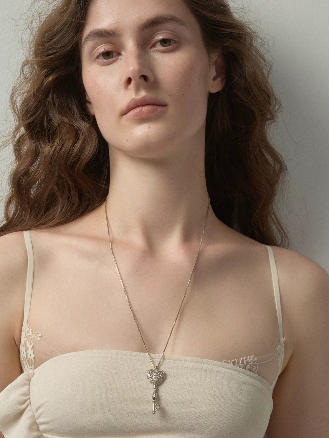 Heart Key Pendant Necklace_BDHL8473