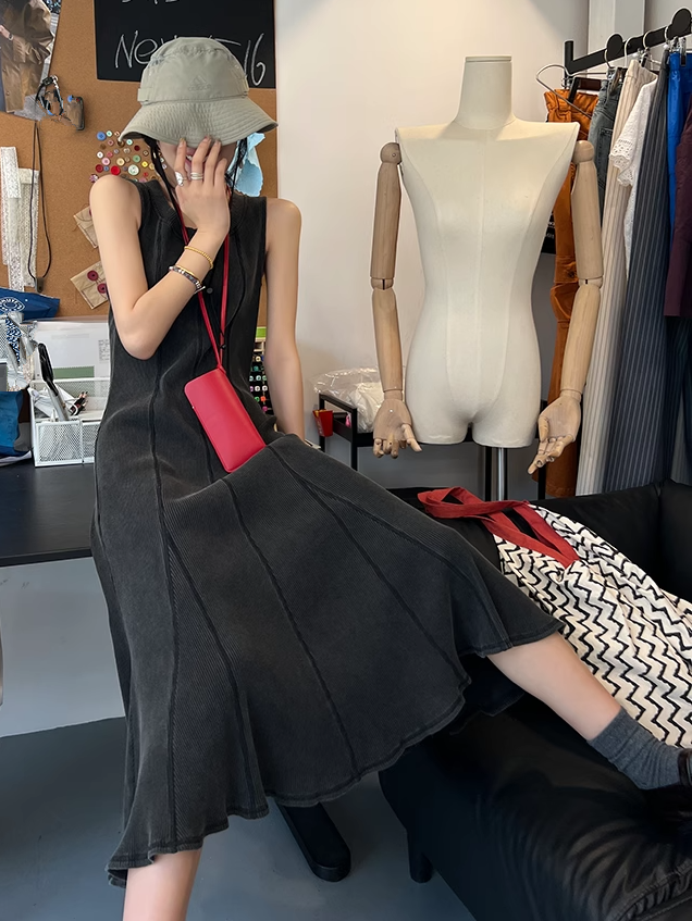 Fishtail Sleeveless Dress_BDHL7407