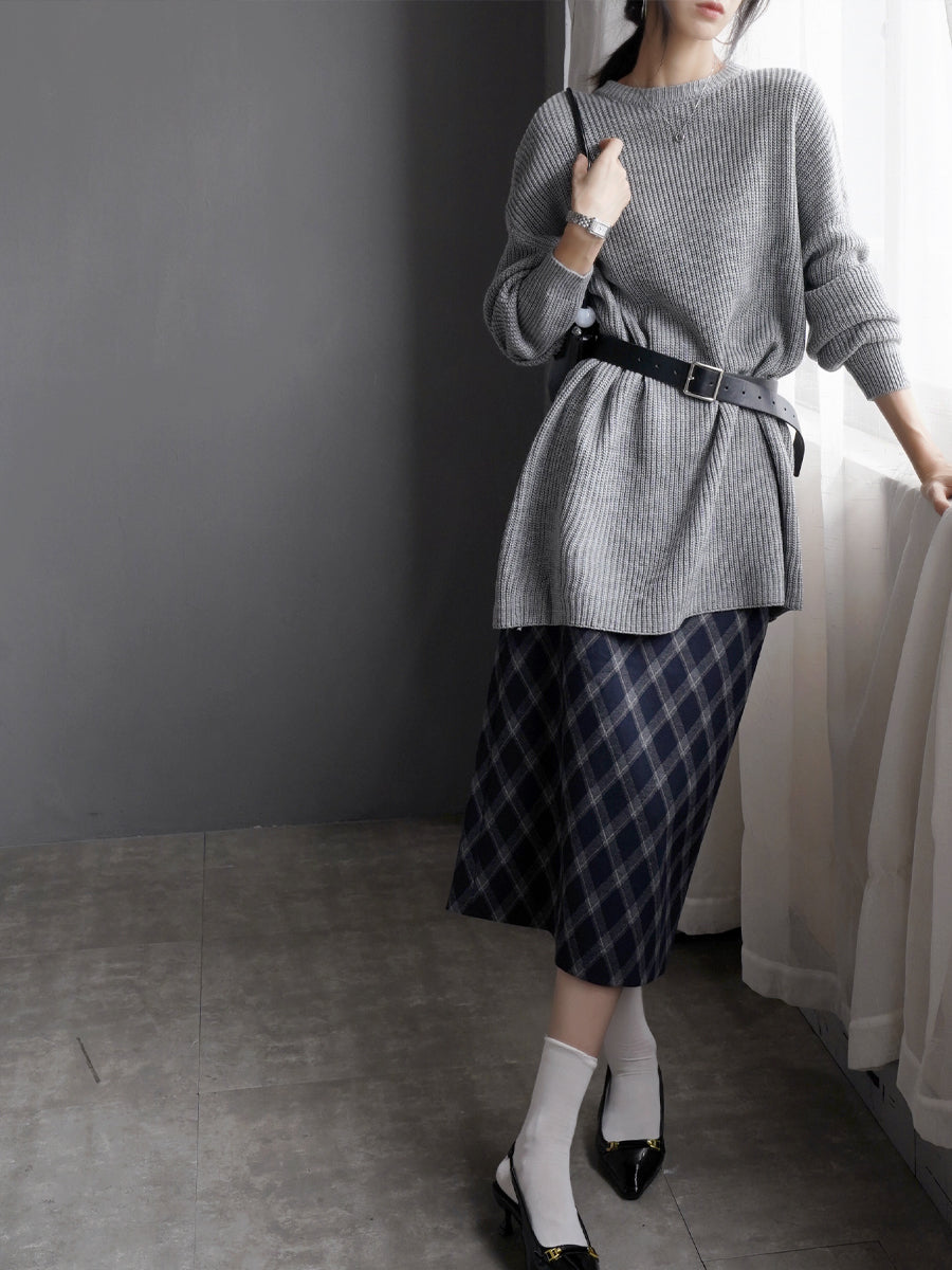 Crew-Neck Loose-Fit Knit Tops_BDHL7932