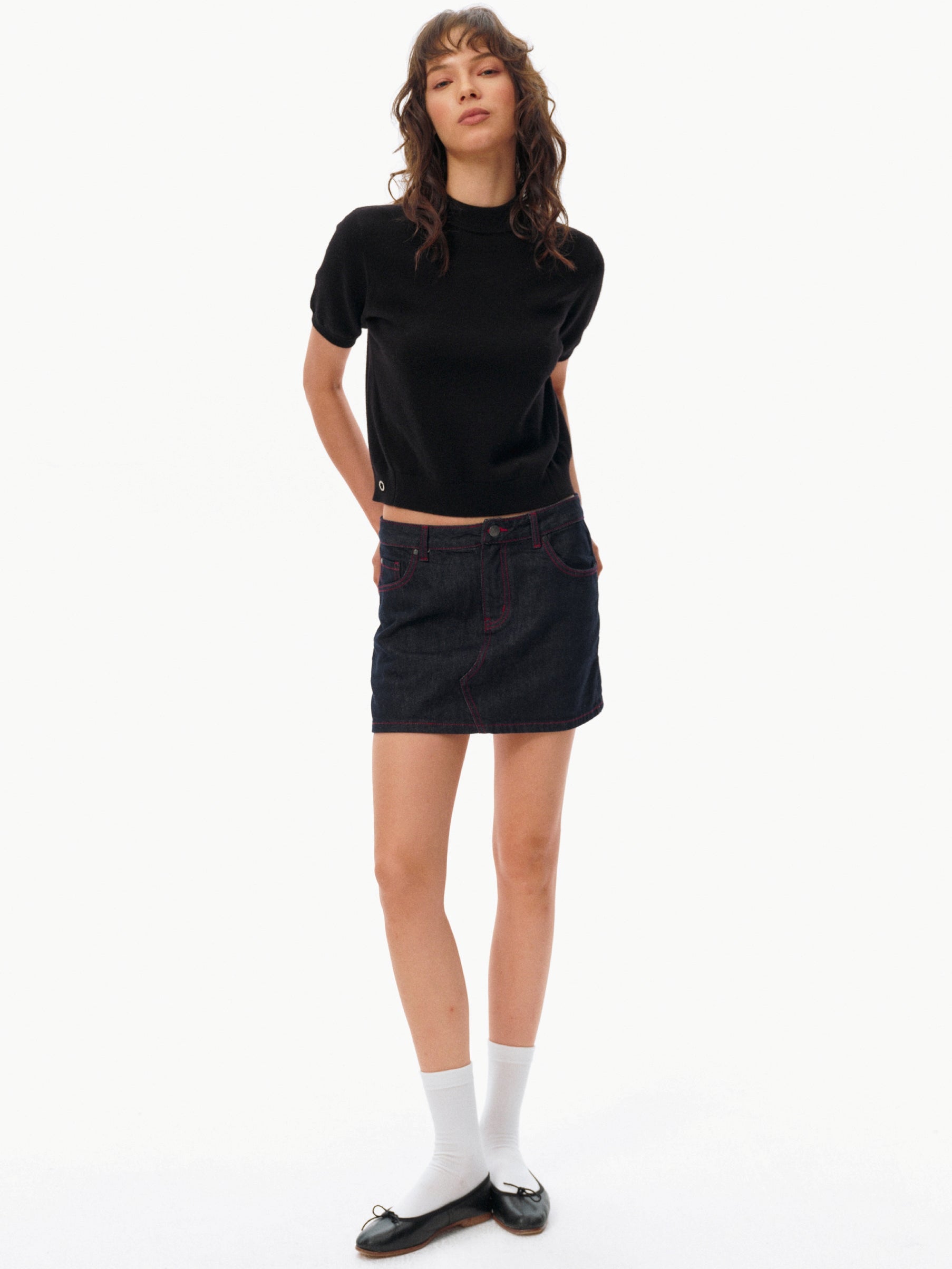 High-Neck Short-Sleeved Knit Tops_BDHL8106