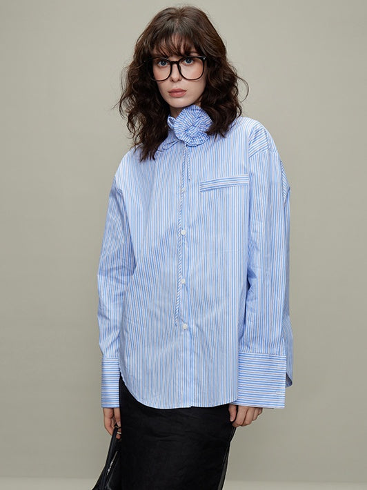 Rose Design Neck Striped Shirt_BDHL6330