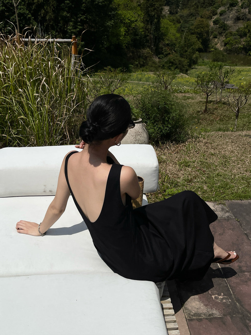 Deep V-Back Sleeveless Maxi Dress_BDHL8294