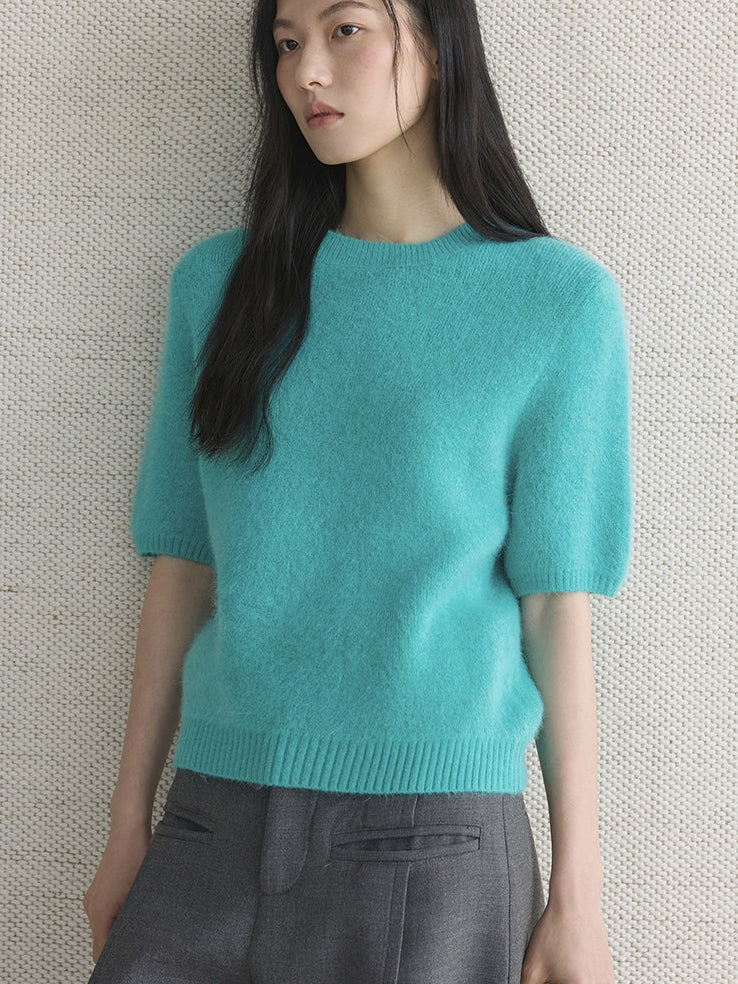 Simple Short-Sleeved Knit Tops_BDHL8149