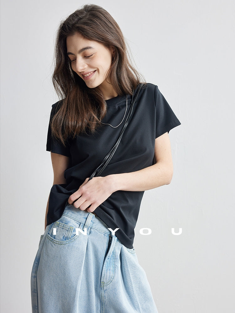 Straight Shoulder T-Shirt_BDHL7179