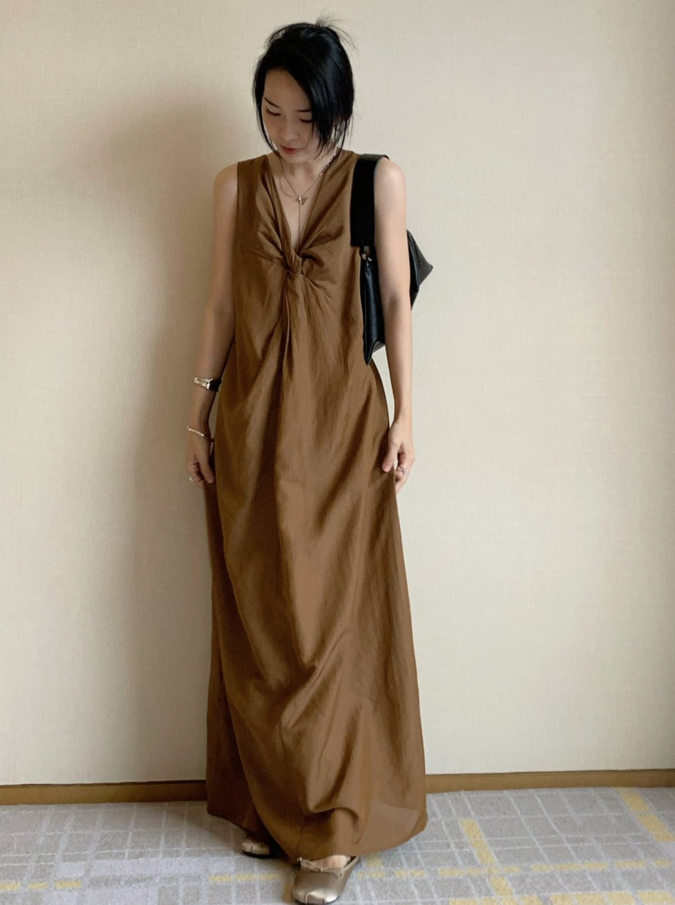 V-Neck Twist Long Dress_BDHL6180