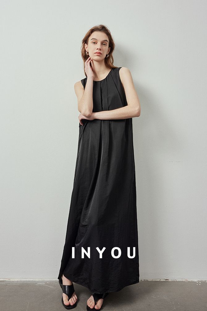 Tucked Sleeveless Dress_BDHL6118