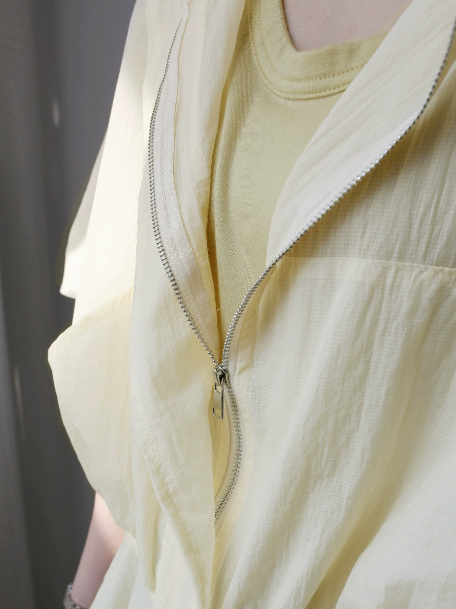 Loose Fit Hooded UV Jacket with Ruffle Waist_BDHL7307