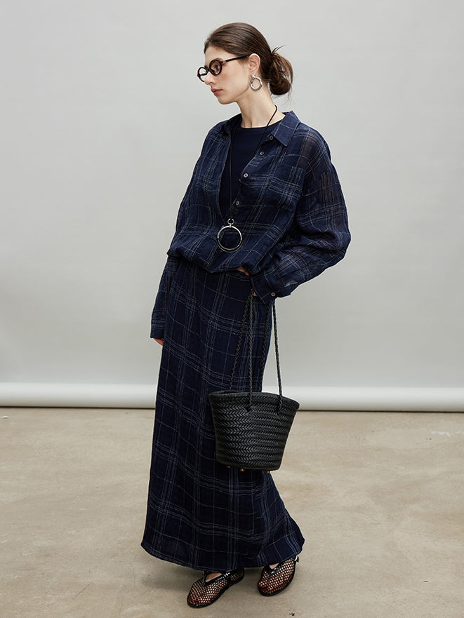 Loose-Fitting Shirt Or Long Straight Skirt_BDHL7193