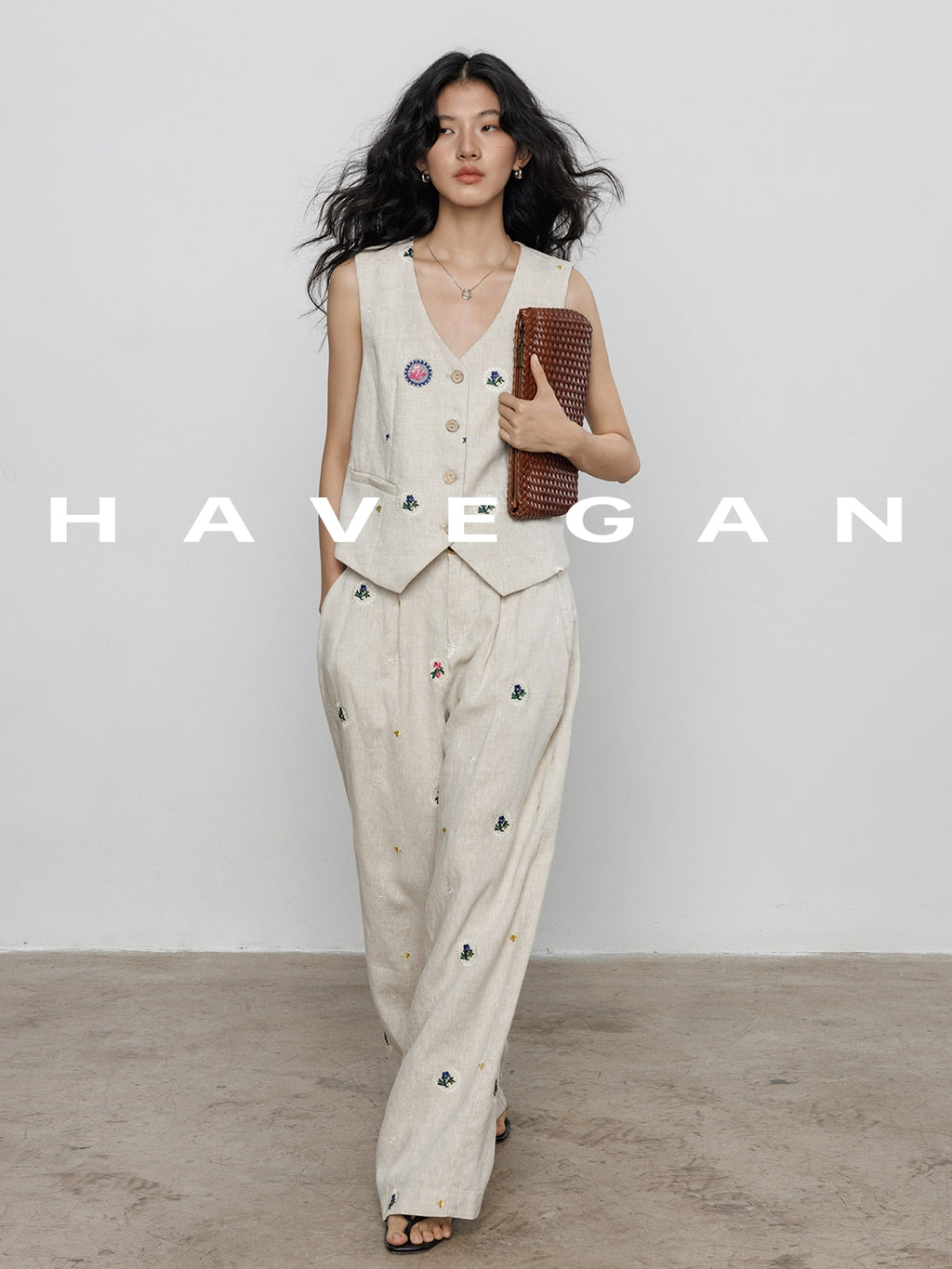Embroidered Design Vest Or Pants_BDHL7606