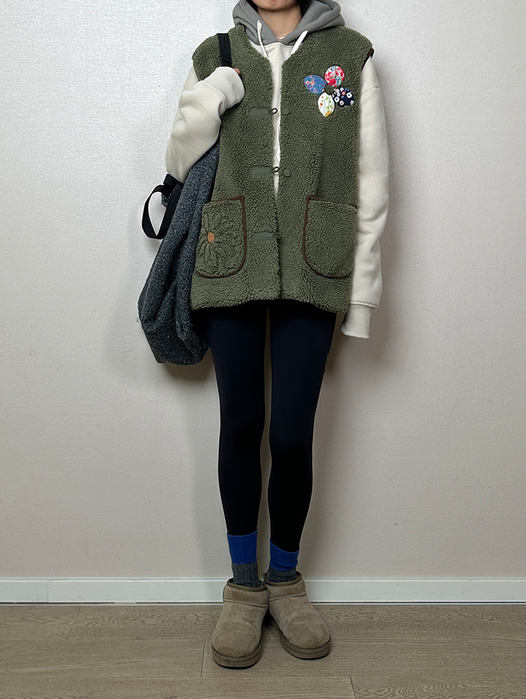 Flower Embroidered Thickened Gilet_BDHL6858