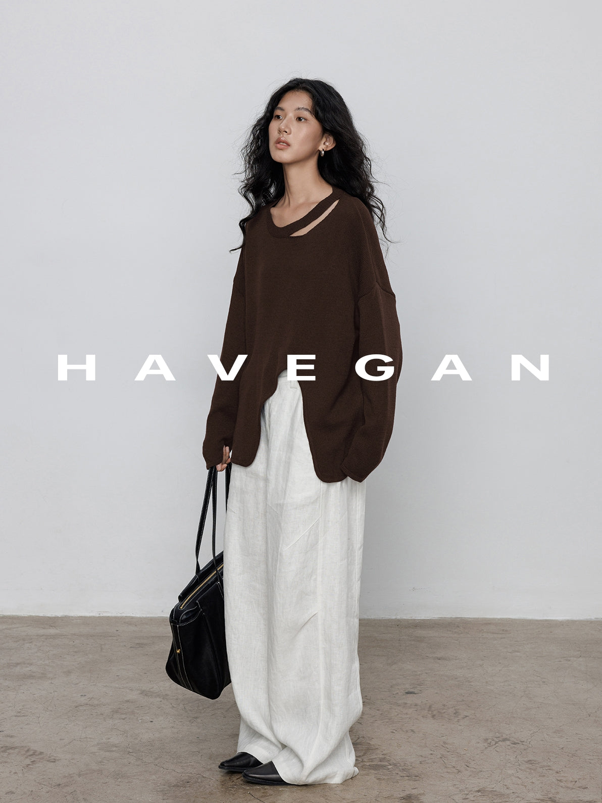Round-Neck Slit Knit Tops_BDHL7707 