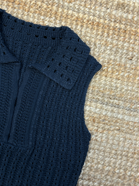 Hollow Sleeveless Knitted Tops_BDHL7295