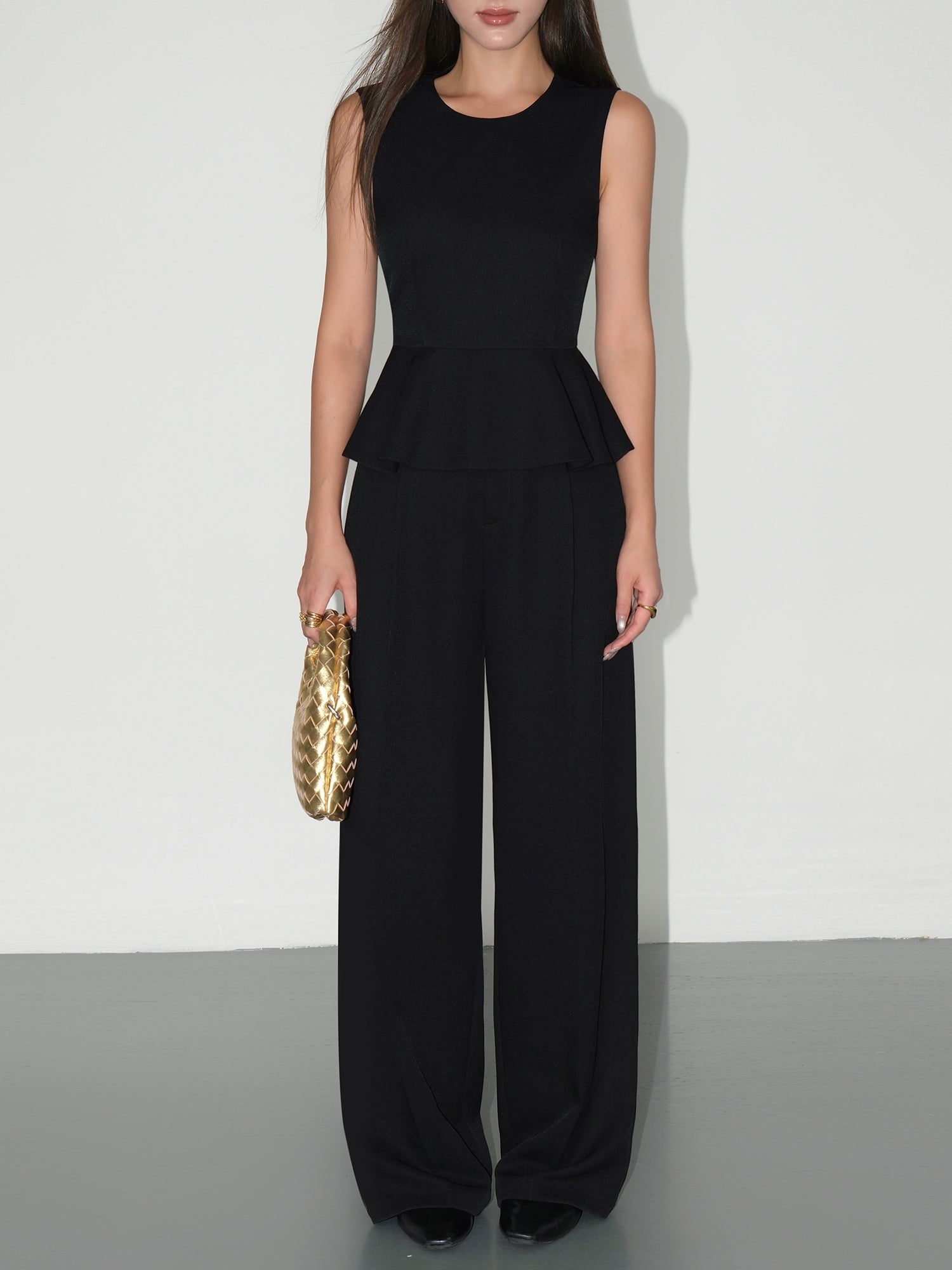 Sleeveless Tops Or Wide-Leg Pants_BDHL7500