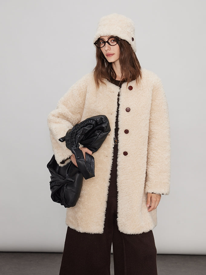 Fluffy Collarless Coat_BDHL7940