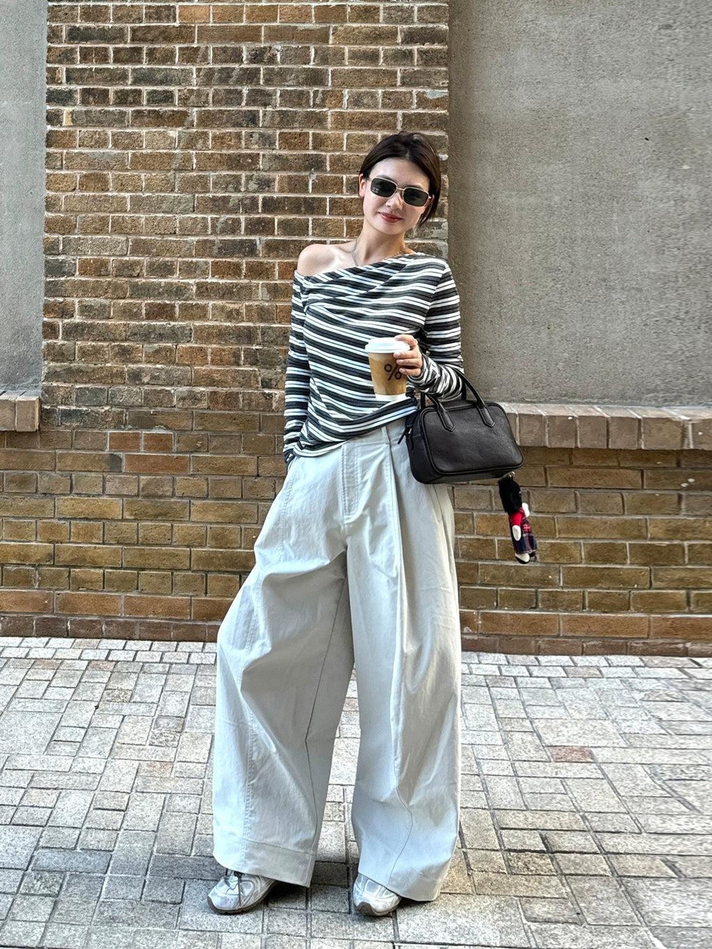 Wide Straight-Leg Pants_BDHL7925