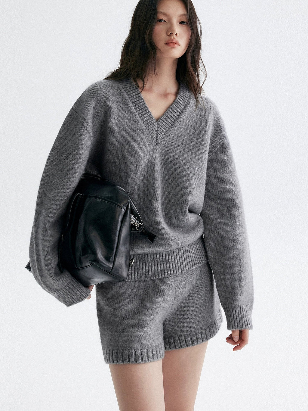 V領針織上衣或針織短褲_BDHL7944