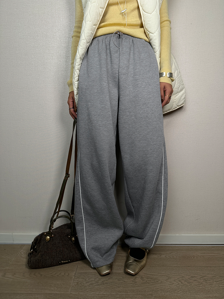 Velvet Straight Loose Sweatpants_BDHL6651