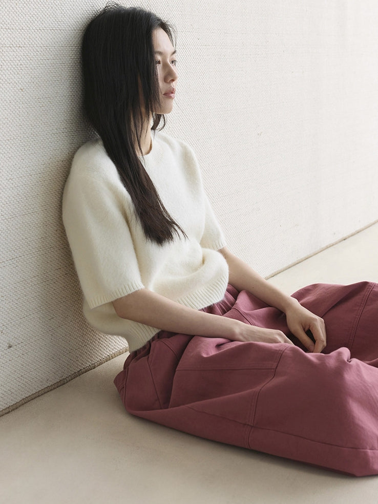 Simple Short-Sleeved Knit Tops_BDHL8149