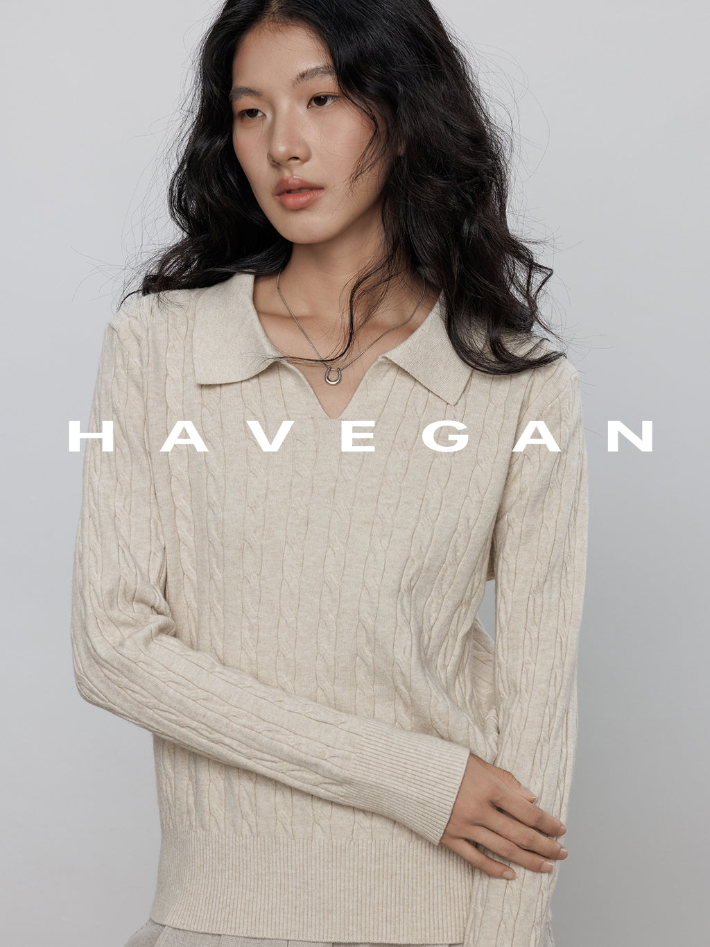 Polo-Collar Cable Knit Tops_BDHL7782