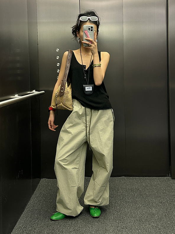 Henry Neck Sleeveless Tops_BDHL7257