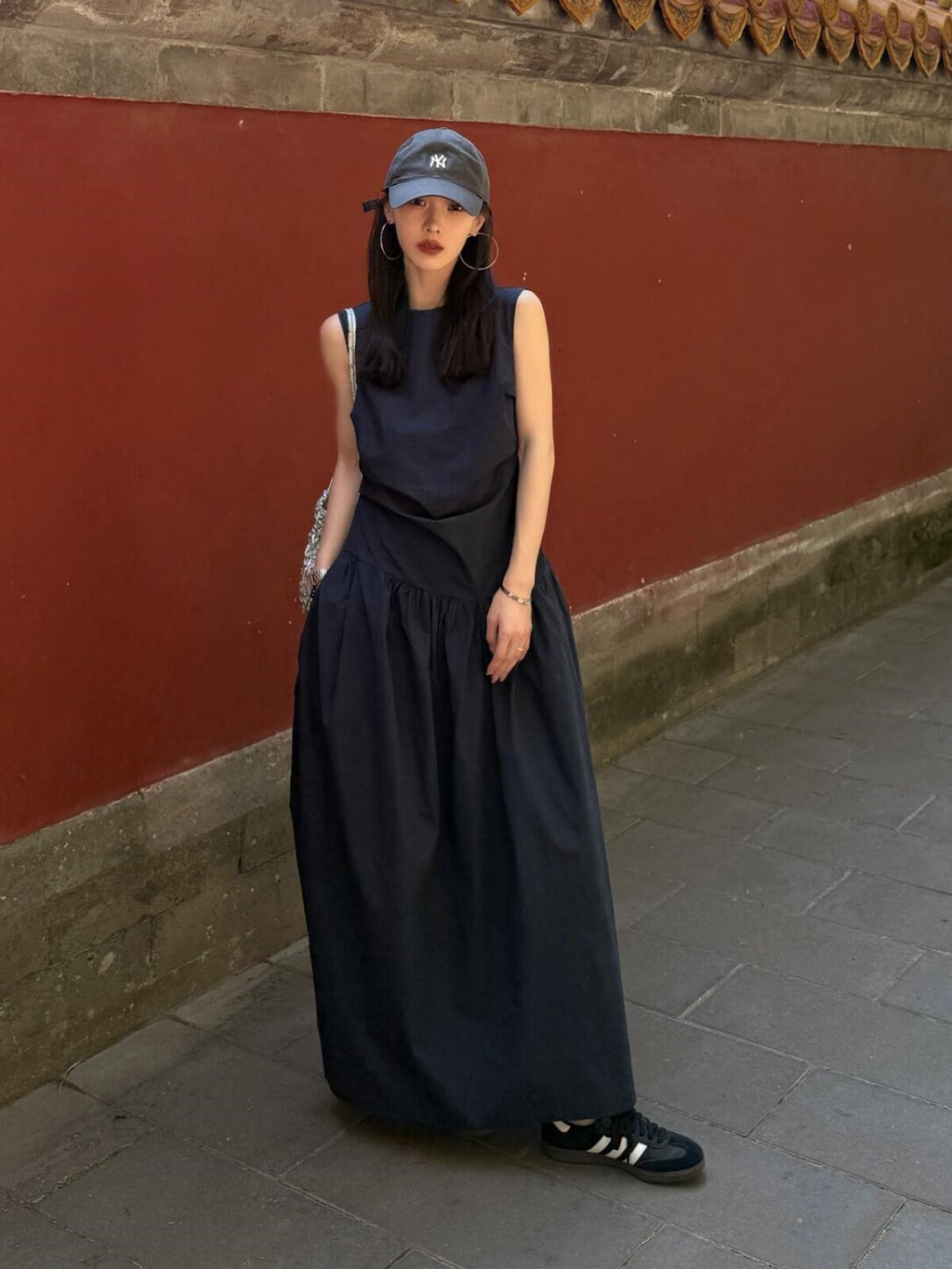 Navy Blue Gathered Hem Sleeveless Dress_BDHL8292