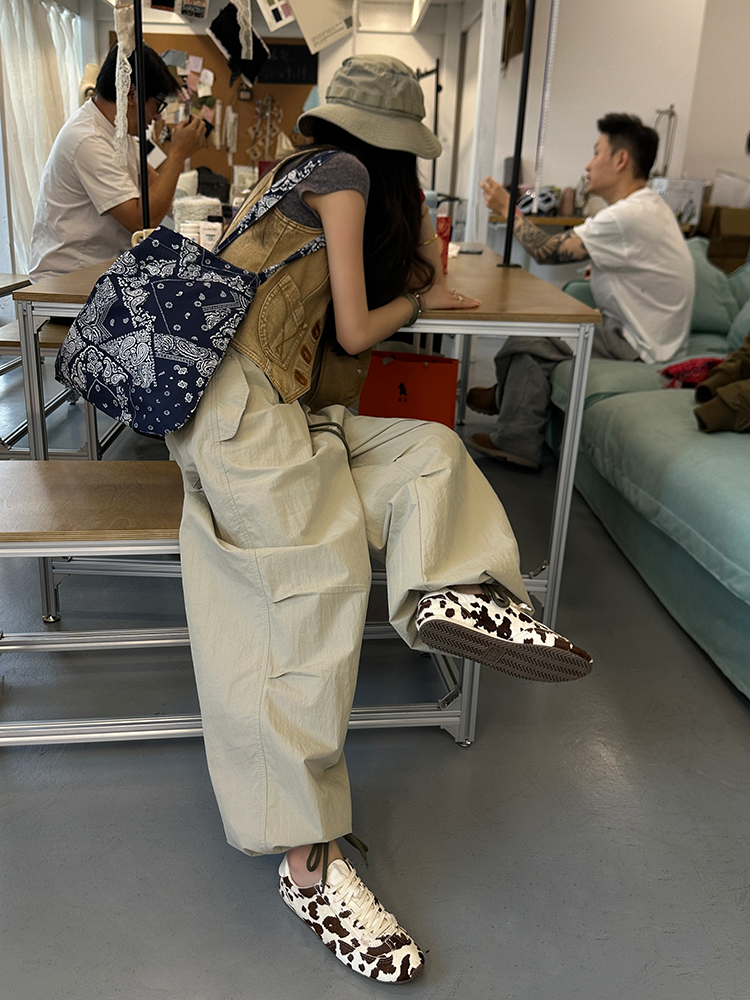 Drawstring Wide-Leg Pants_BDHL7274