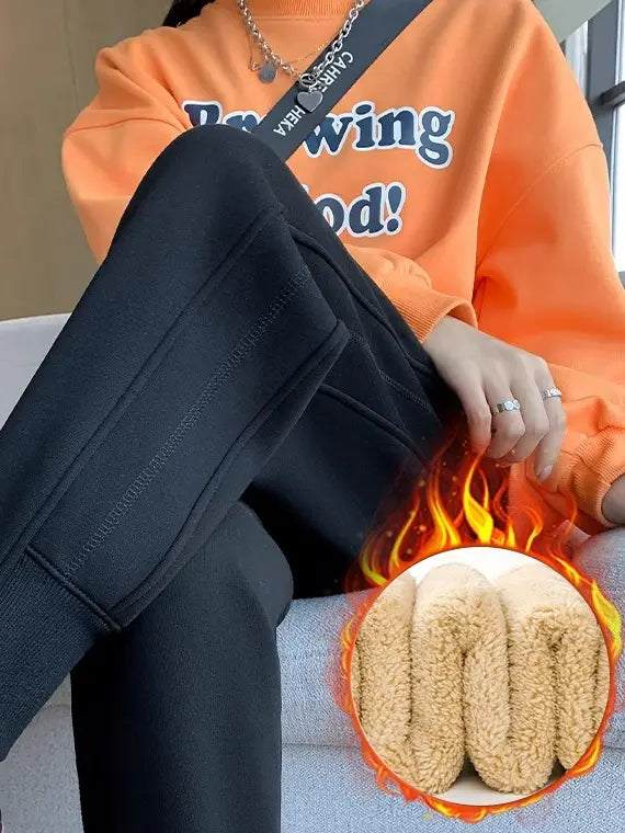 High-Waisted Tapered Sweatpants_BDHL8031