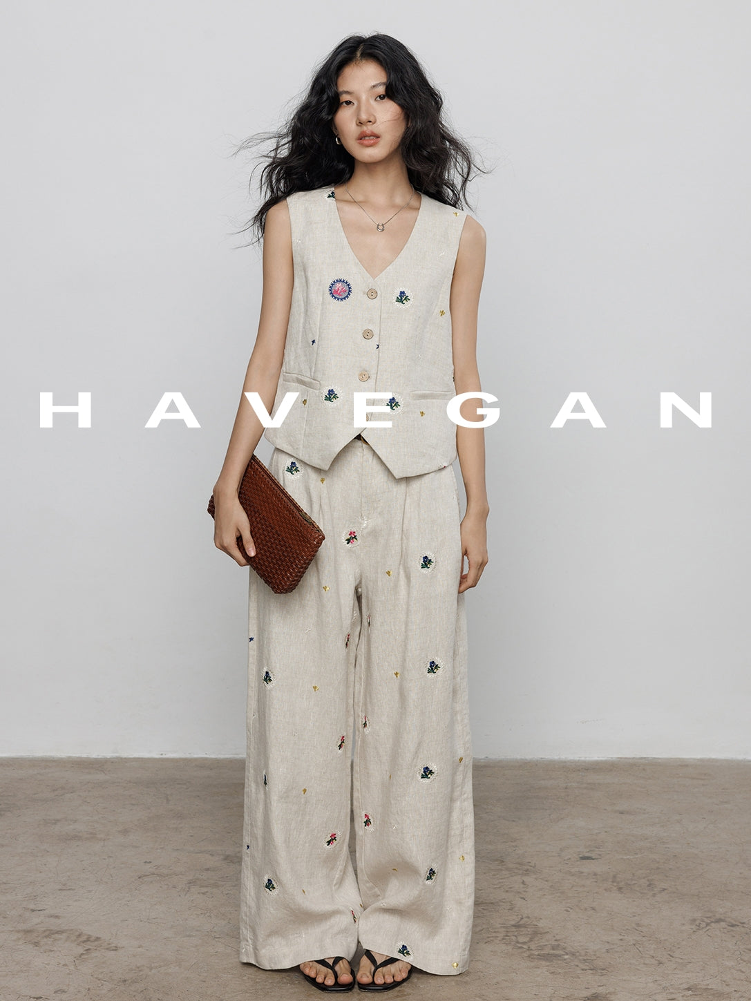 Embroidered Design Vest Or Pants_BDHL7606