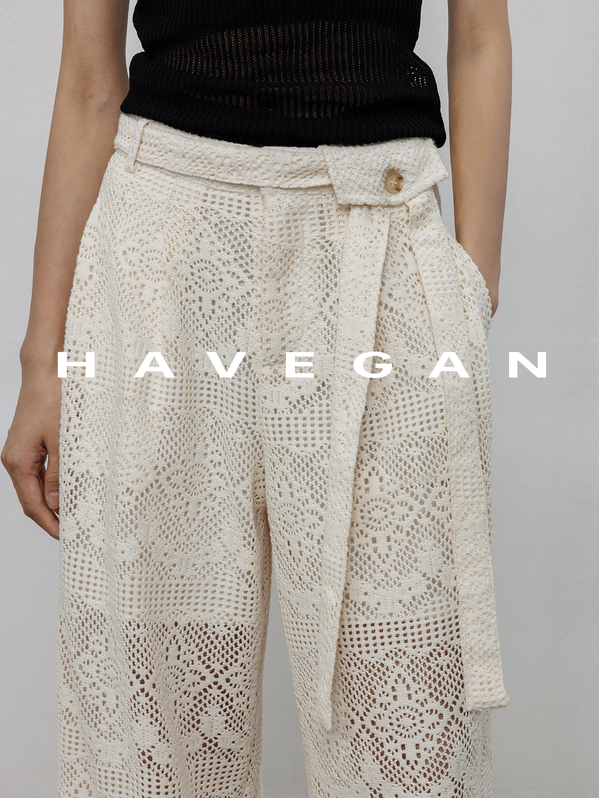 Hollow Mopping Pants_BDHL7480
