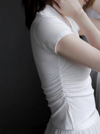 Side Pleated V-Neck T-Shirt_BDHL7416