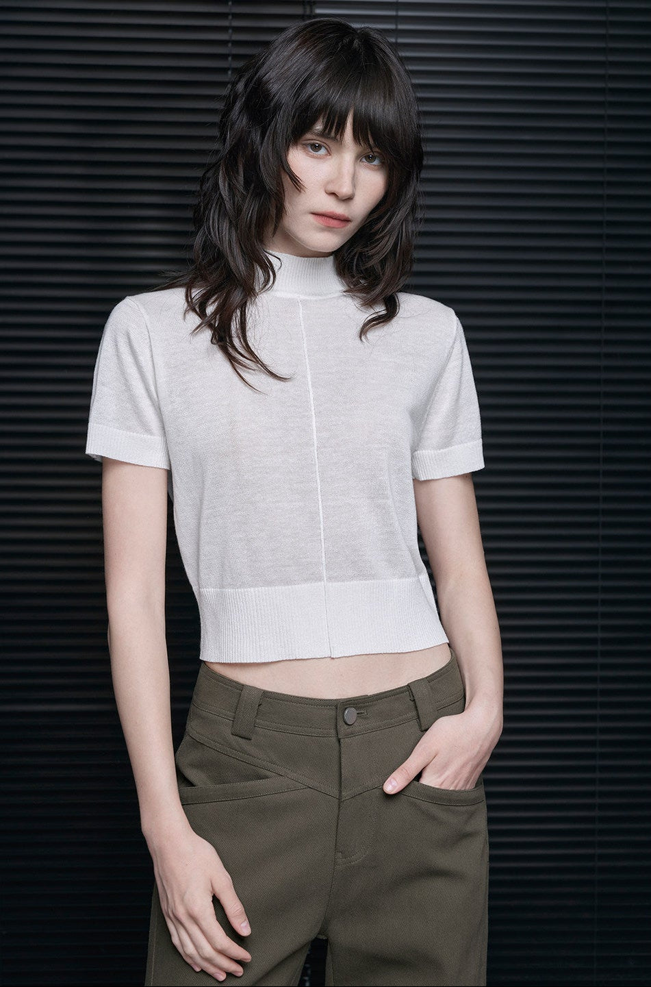 Mock Neck Short Sleeve Slim Knit Top_BDHL8217