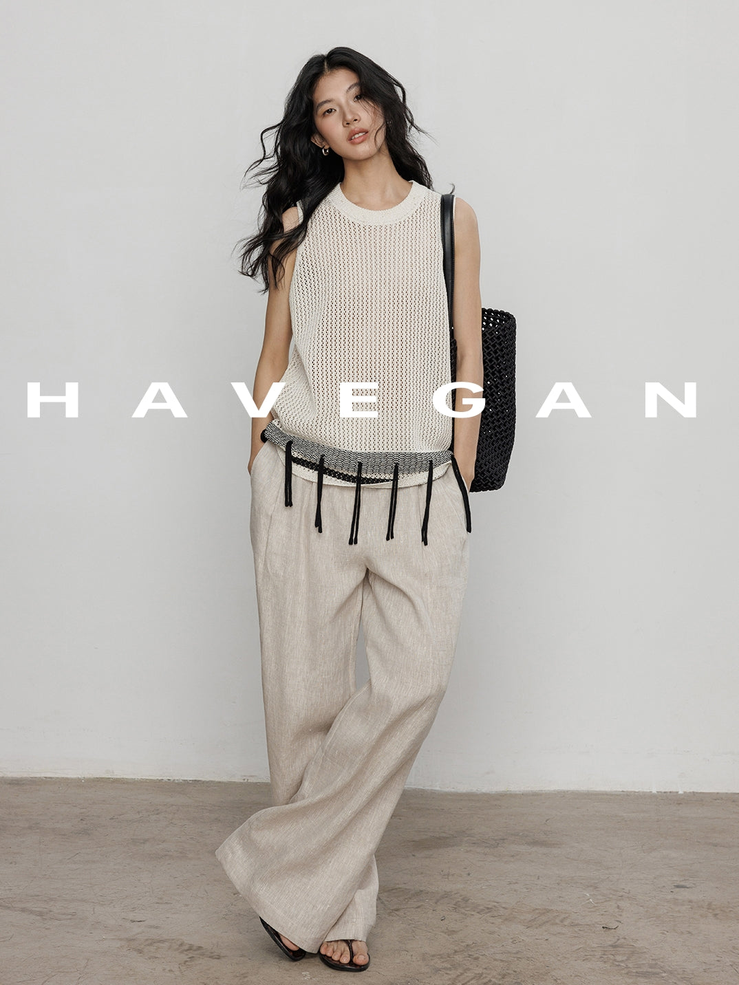 Round Neck Silk Knitted Vest_BDHL7400