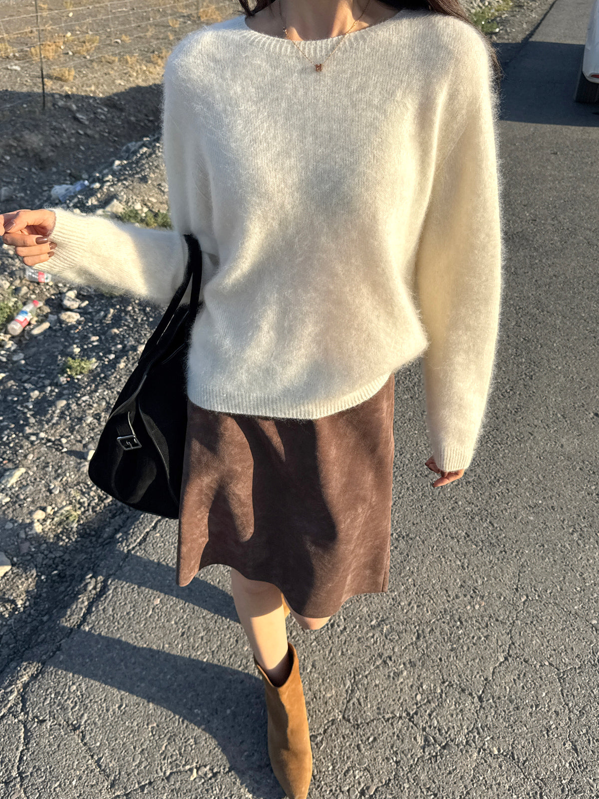 Wool Silk Cashmere Crew Neck Sweater_BDHL8441