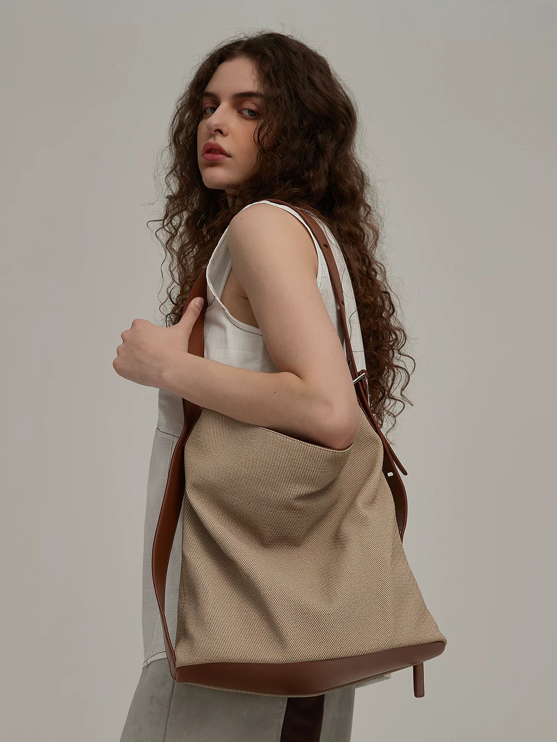 Canvas Look Two Way Tote_BDHL8449